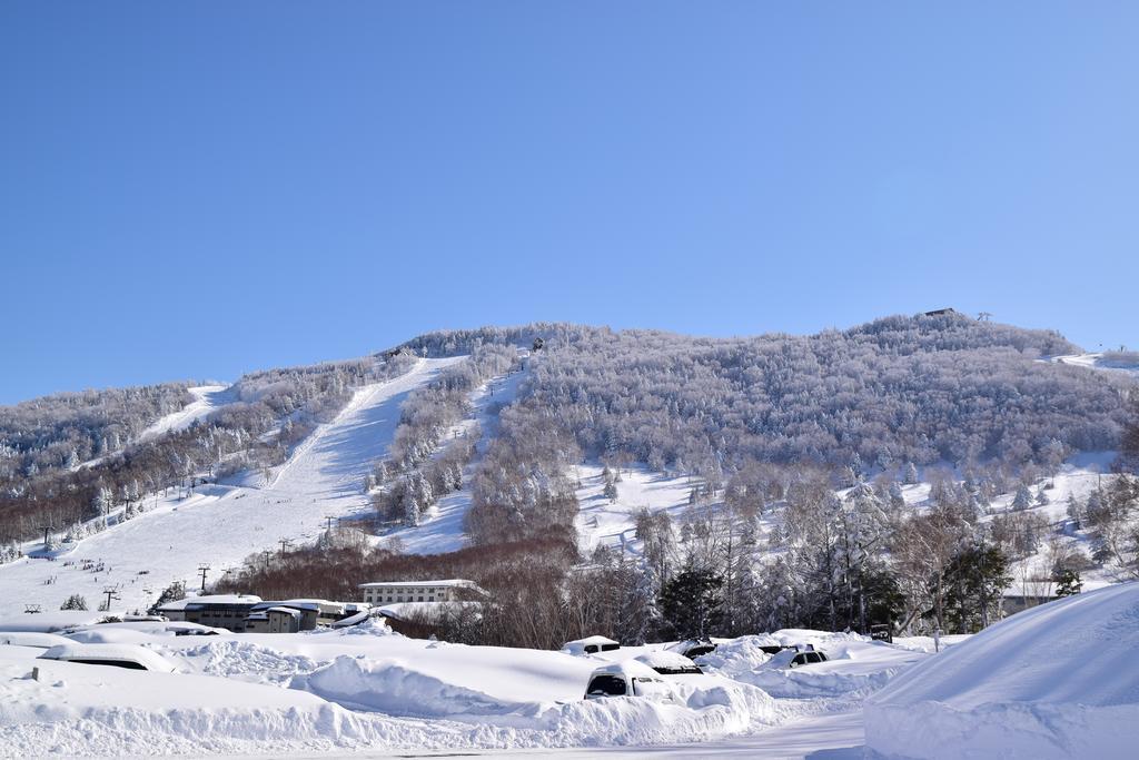 Villa Ichinose Яманути Экстерьер фото